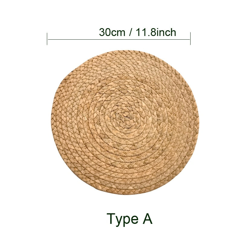 Set of 4 Round Woven Placemats for Dining Table Wicker Natural Straw Farmhouse Rustic Charger Plate Heat Resistant Place Mats